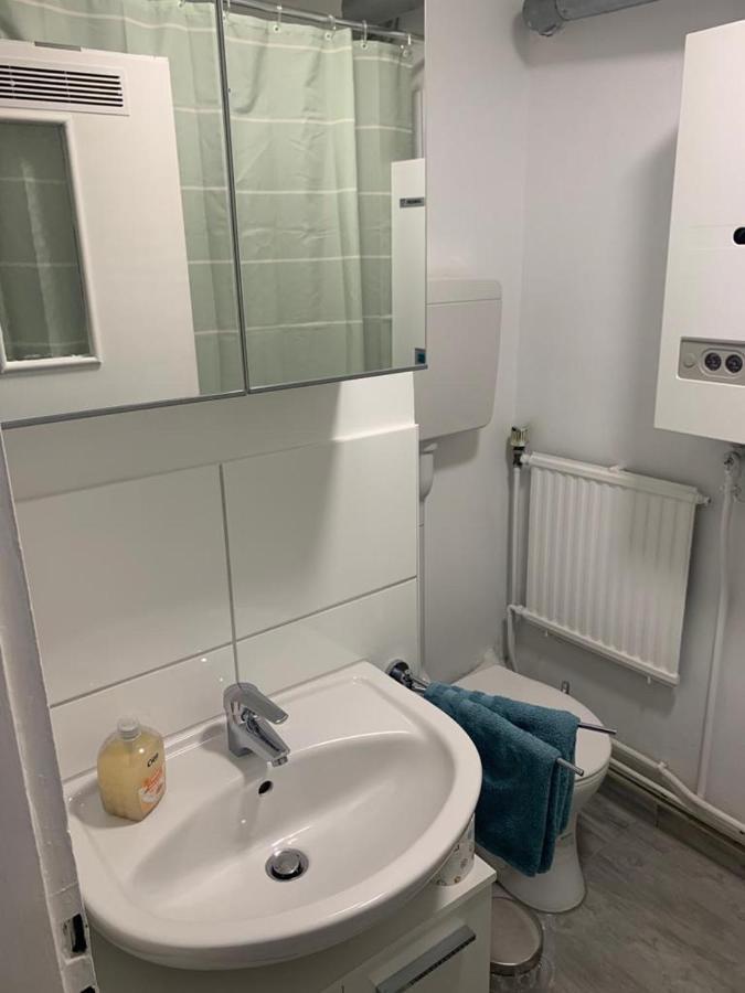 Große moderne Ferienwohnung, zentrale ruhige Lage Kassel Exterior foto