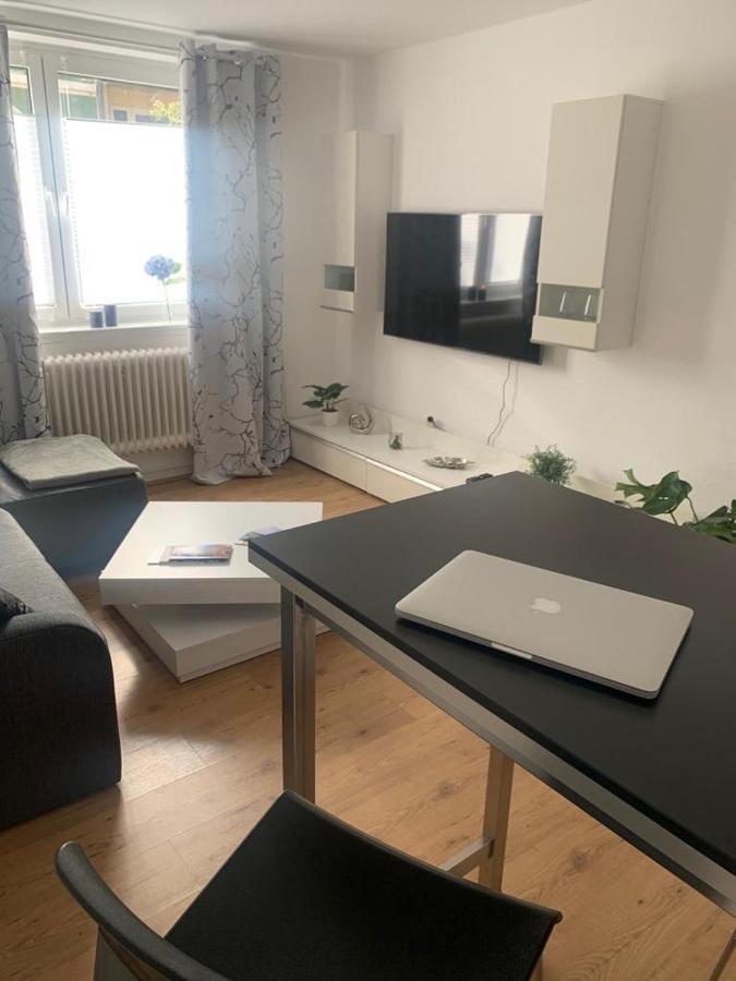 Große moderne Ferienwohnung, zentrale ruhige Lage Kassel Exterior foto