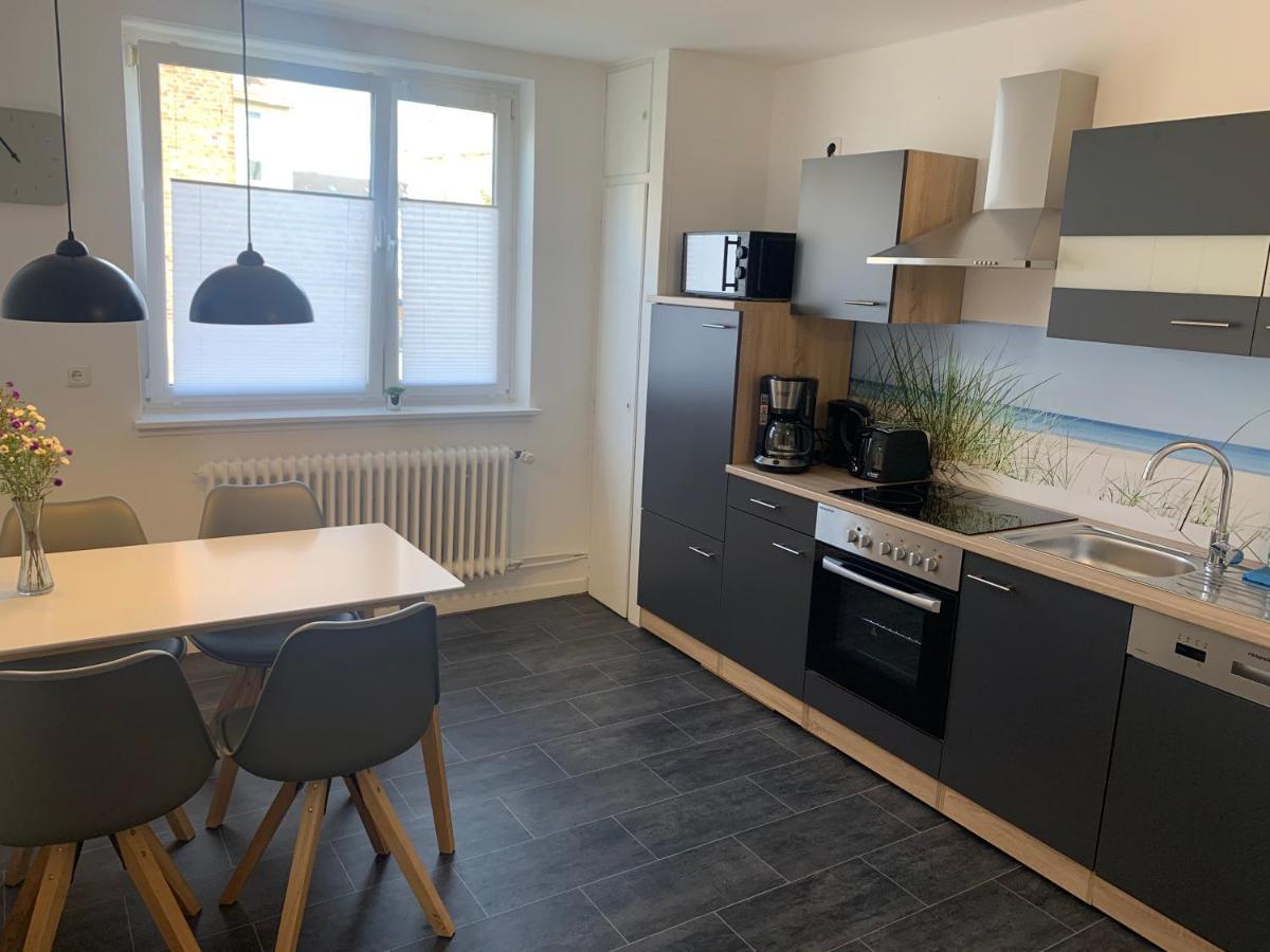 Große moderne Ferienwohnung, zentrale ruhige Lage Kassel Exterior foto